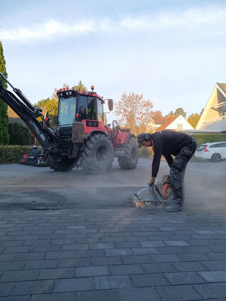 Specialiserade markarbetare i Turinge inom Snöröjning